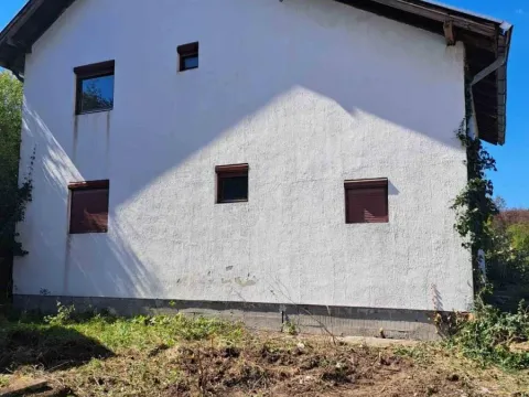 Sale, house, 158m², Sopot, Beograd - image 1