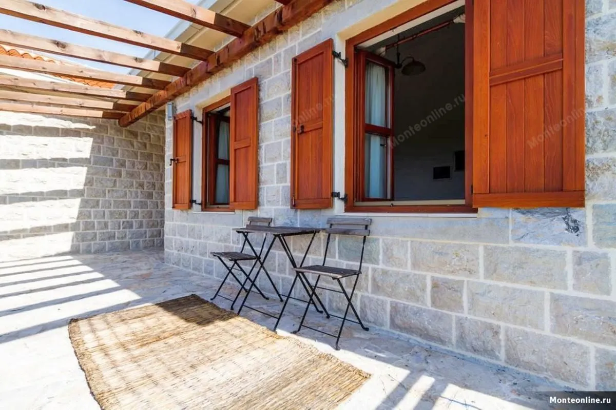 Sale, house, 220m², Zagora, Kotor