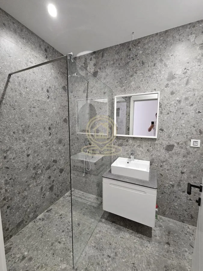 Rent, office space, 50m², Zemun Sve Podlokacije, Beograd