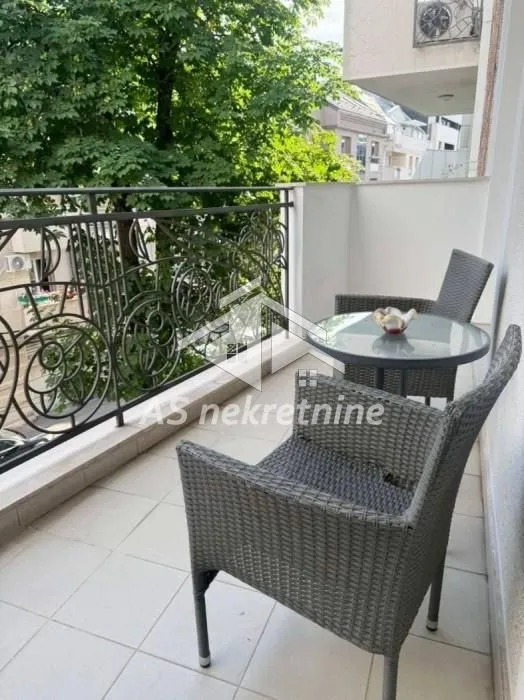 Rent, three bedroom apartment, 106m², Vračar Hram, Vračar Sve Podlokacije