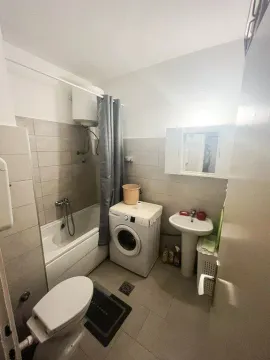 Izdavanje, jednosoban stan, 50m², Gintaš, Podgorica - image 4