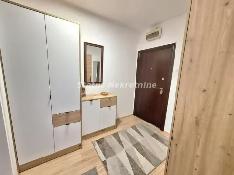 Izdavanje, dvosoban stan, 43m², Centar, Novi Sad - image 12
