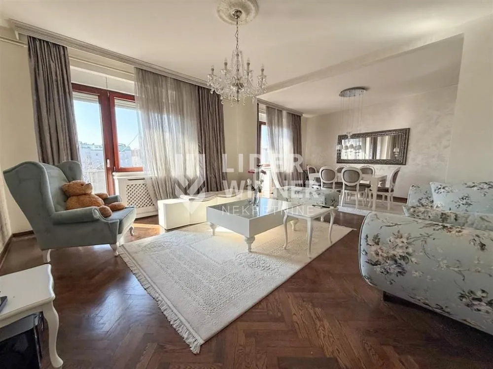 Prodaja, trosoban stan, 82m², Vukov Spomenik, Zvezdara Sve Podlokacije