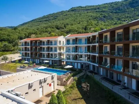 Prodaja, stan, 22m², Tivat, Crna Gora - image 3