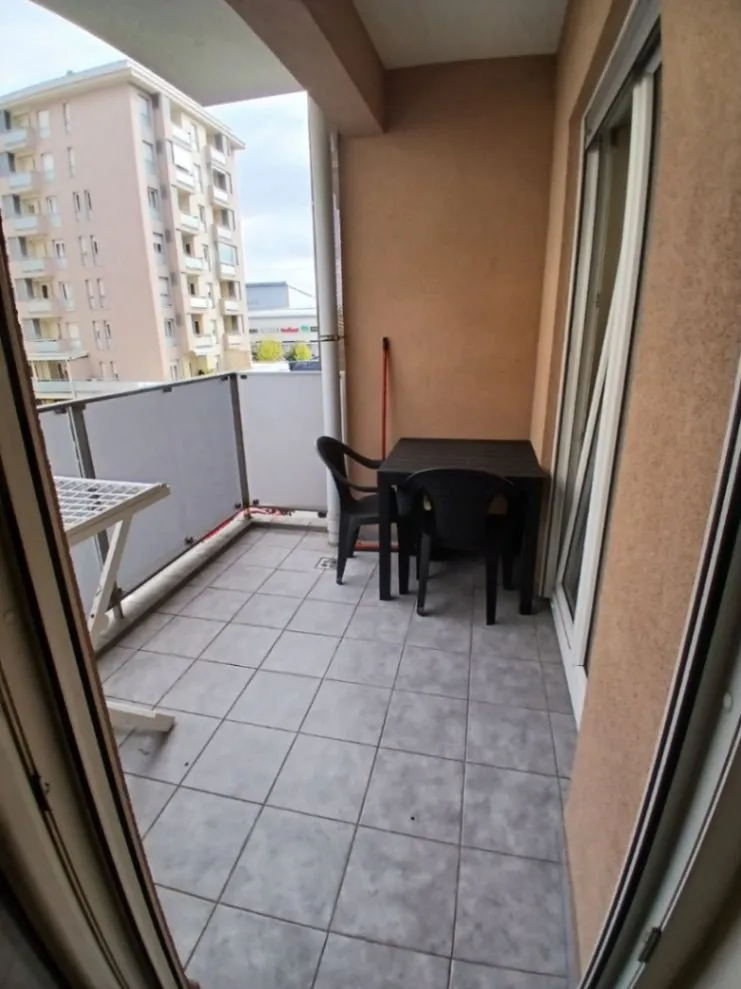 Izdavanje, jednosoban stan, 45m², City Kvart, Podgorica