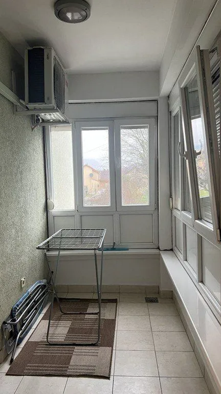 Izdavanje, dvosoban stan, 70m², Ljubović, Podgorica
