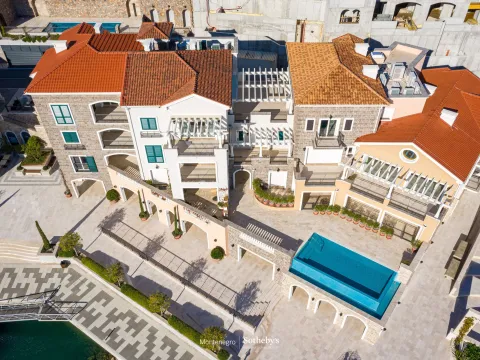 Prodaja, jednosoban stan, 74m², Luštica Bay, Tivat - image 2