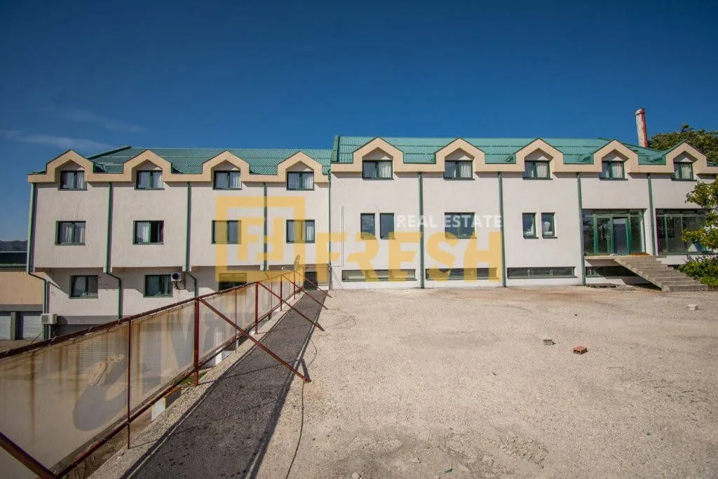 Prodaja, ugostiteljski objekat, 3300m², Nikšić, Crna Gora