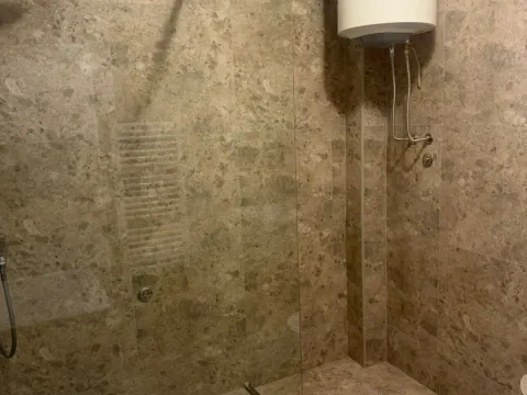 Izdavanje, jednosoban stan, 65m², Seljanovo, Tivat - image 8