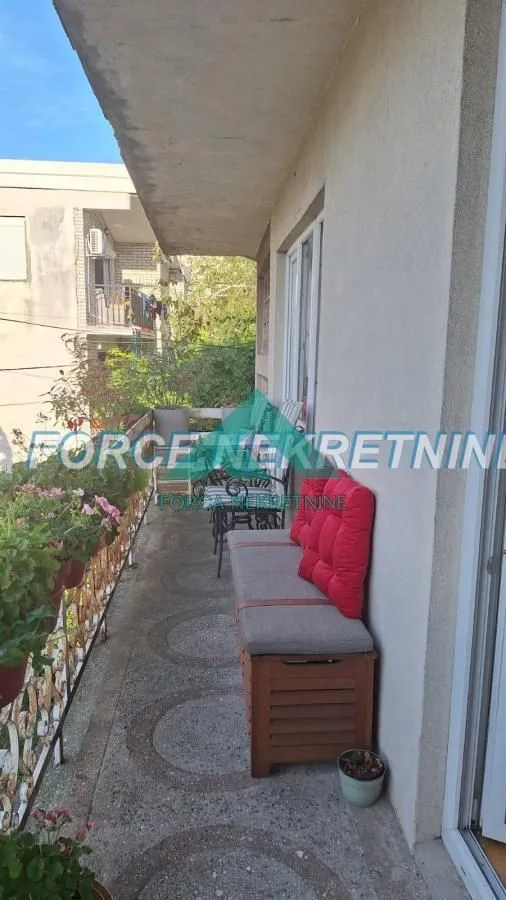 Sale, four bedroom apartment, 104m², Voždovac Sve Podlokacije, Beograd