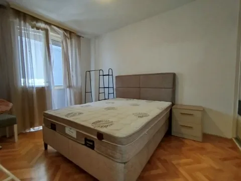 Rent, one bedroom apartment, 60m², Preko Morače, Podgorica - image 7
