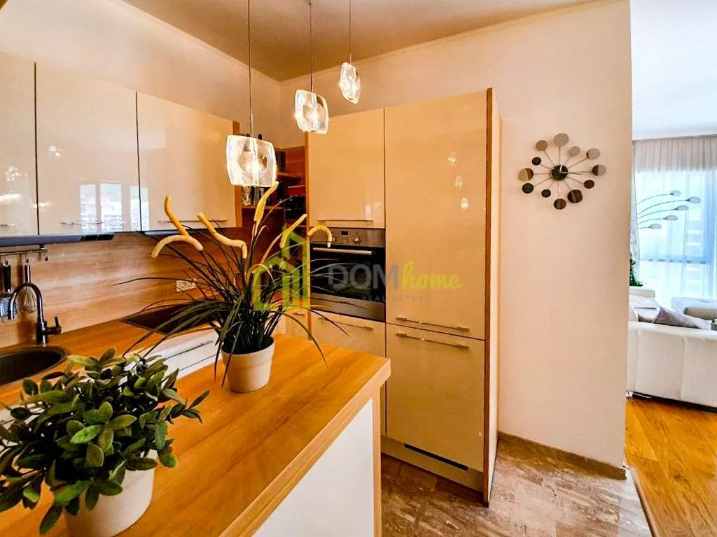 Sale, two bedroom apartment, 89m², Tre Canne, Budva