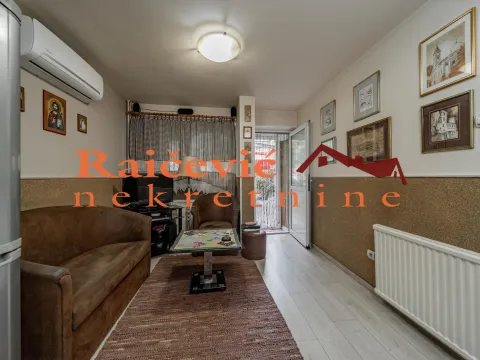 Sale, house, 125m², Zemun Kalvarija, Zemun Sve Podlokacije - image 14