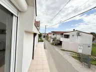 Izdavanje, poslovni prostor, 110m², Gornja Gorica, Podgorica - image 22