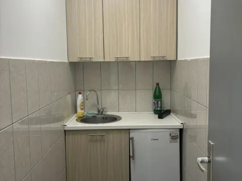 Izdavanje, poslovni prostor, 180m², Medijana, Niš - image 16