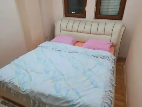 Rent, one bedroom apartment, 65m², Blok 6, Podgorica - image 5