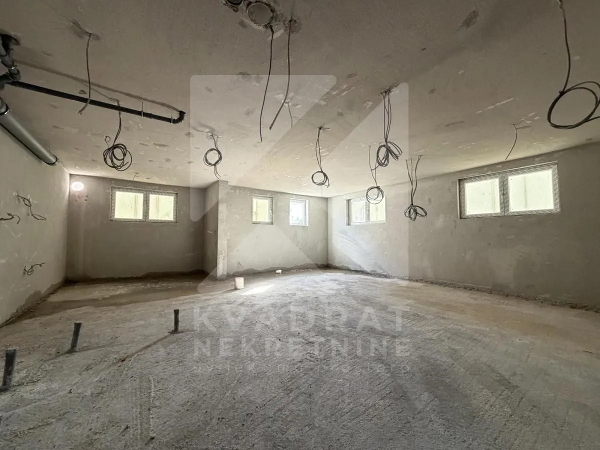Prodaja, jednosoban stan, 54m², Zelenika, Podgorica