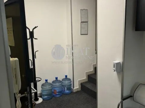 Sale, office space, 81m², Bezanijska Kosa 1, Bežanijska Kosa Sve Podlokacije - image 12