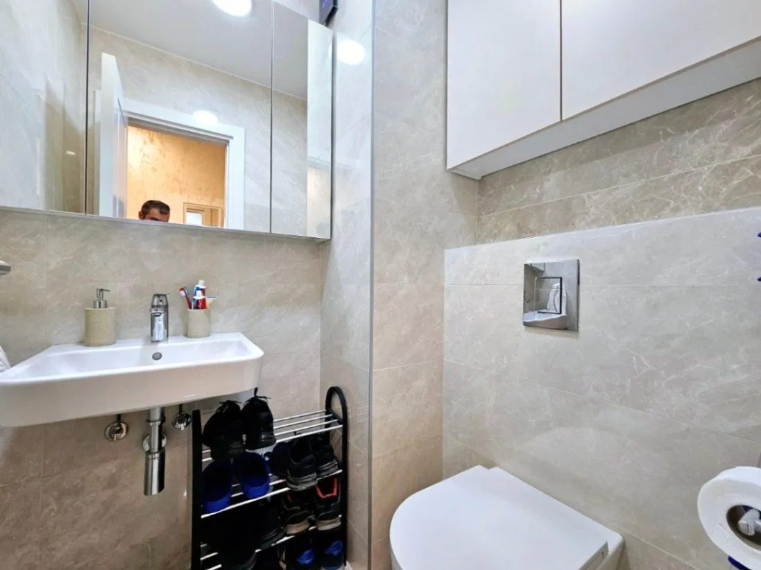 Prodaja, dvosoban stan, 70m², Tološka šuma, Podgorica