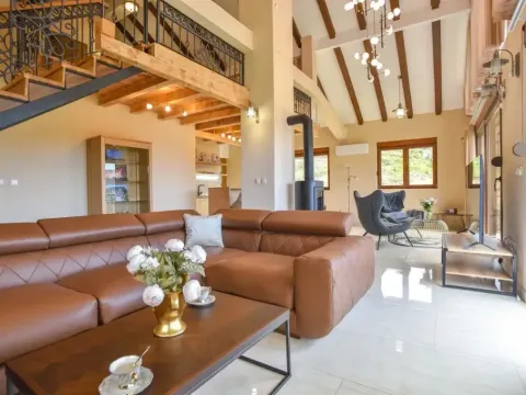 Rent, house, 300m², Radanovići, Kotor - image 9