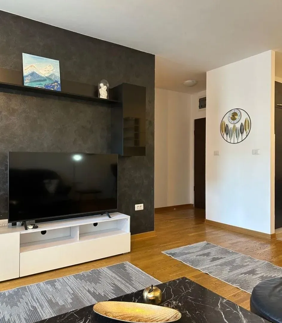 Rent, two bedroom apartment, 64m², City Kvart, Podgorica