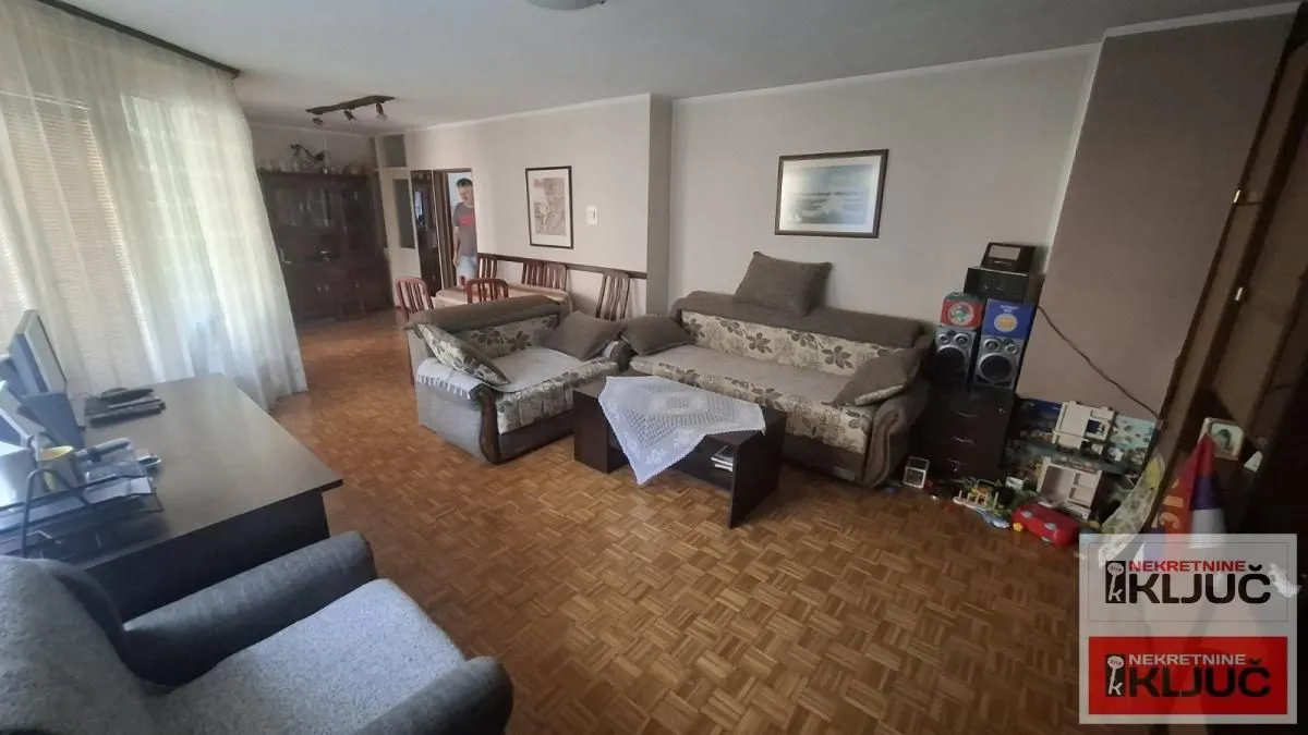 Sale, three bedroom apartment, 83m², Novo naselje, Novi Sad