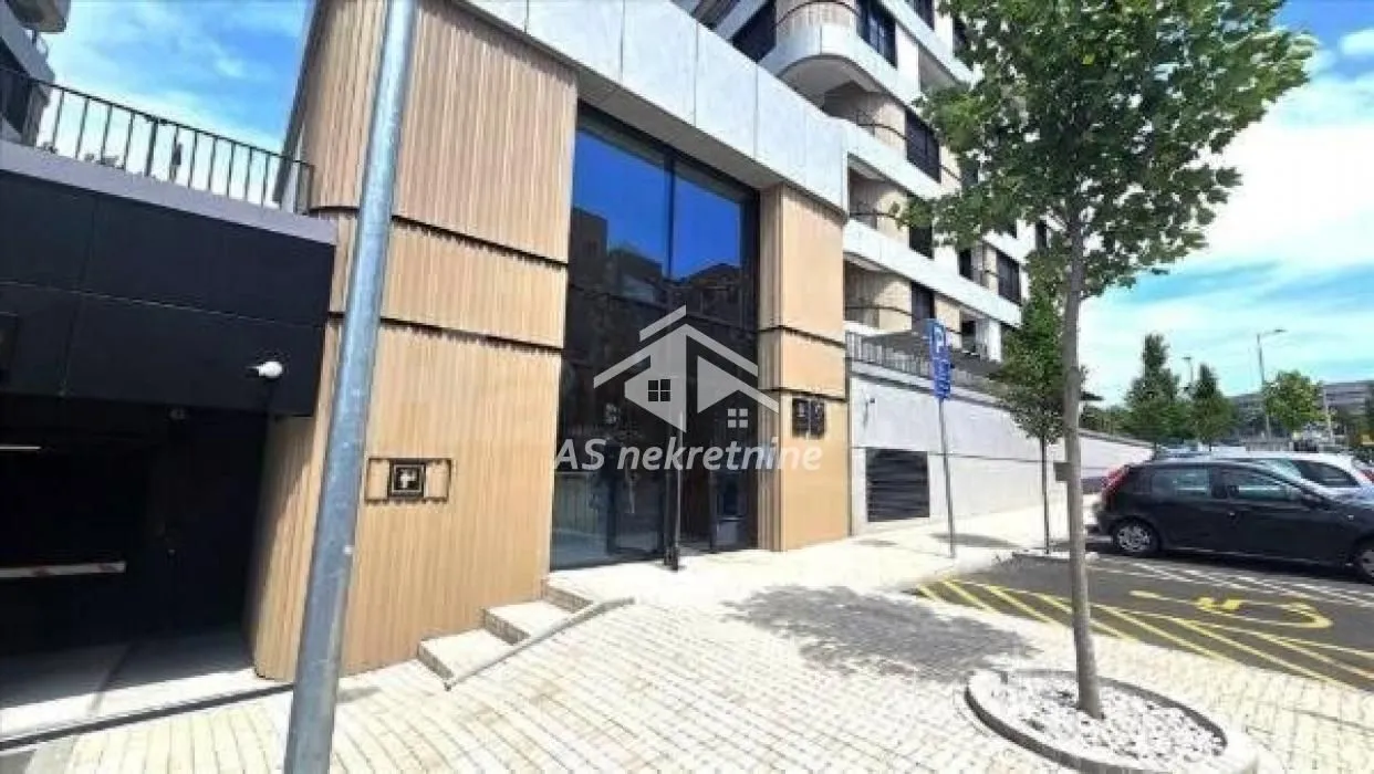 Izdavanje, dvosoban stan, 52m², Banovo Brdo, Beograd