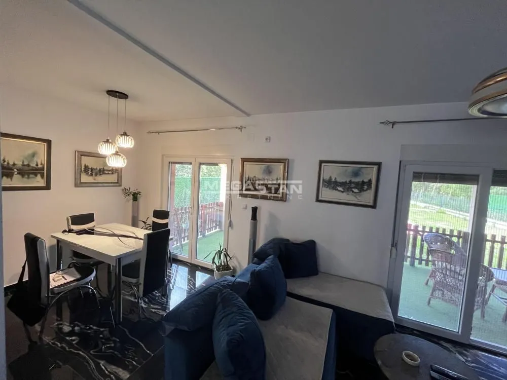 Prodaja, kuća, 145m², Ašanja, Pećinci