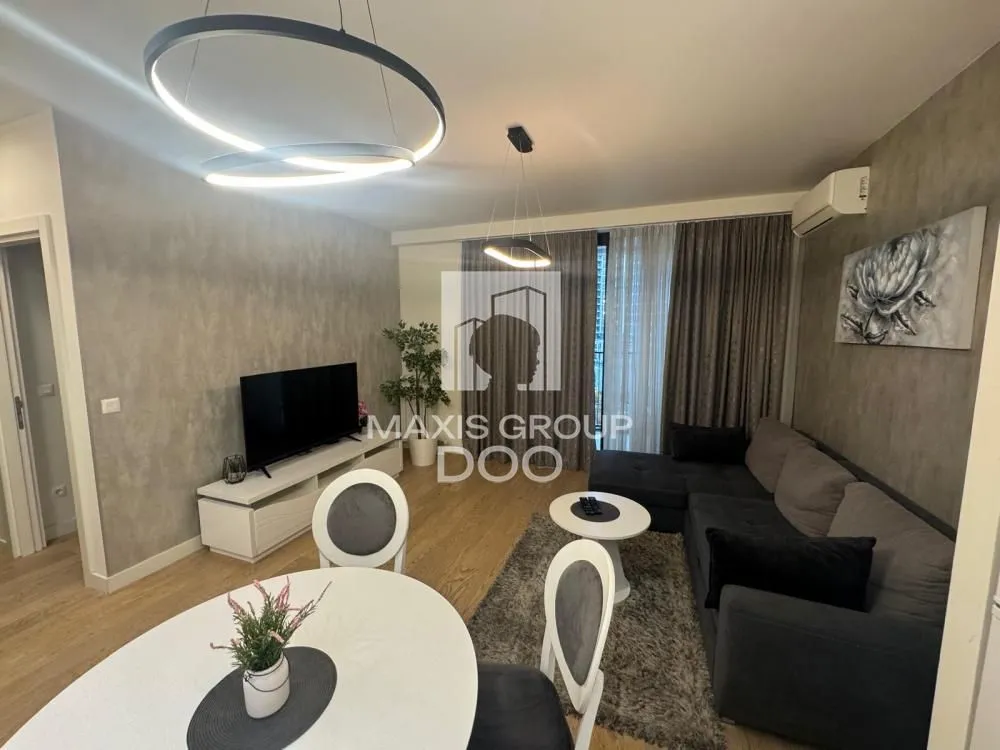 Sale, two bedroom apartment, 50m², Savski Venac, Beograd