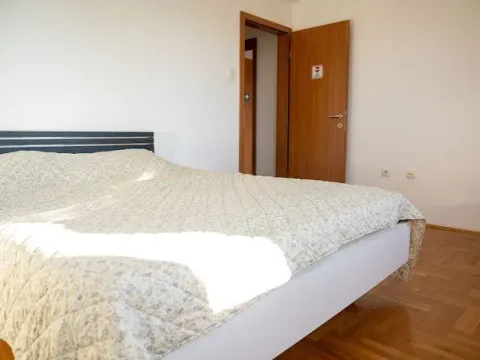 Rent, two bedroom apartment, 88m², Zabjelo, Podgorica - image 8