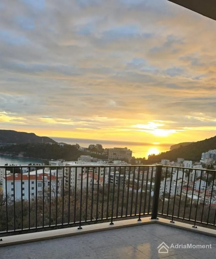 Sale, one bedroom apartment, 68m², Bečići, Budva