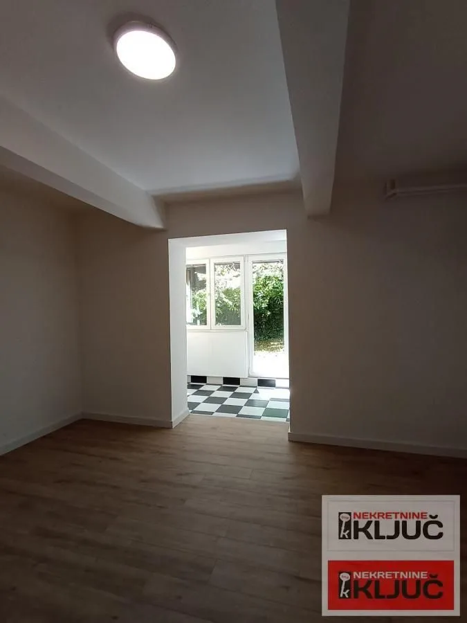Prodaja, jednosoban stan, 36m², Centar, Novi Sad