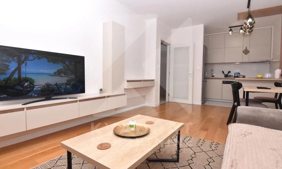 Rent, one bedroom apartment, 49m², Central Point, Podgorica