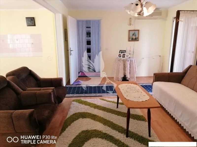 Prodaja, kuća, 275m², Sopot, Beograd