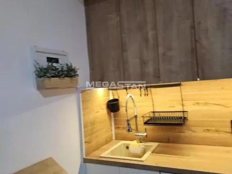 Izdavanje, kuća, 51m², Stari Grad, Beograd - image 11