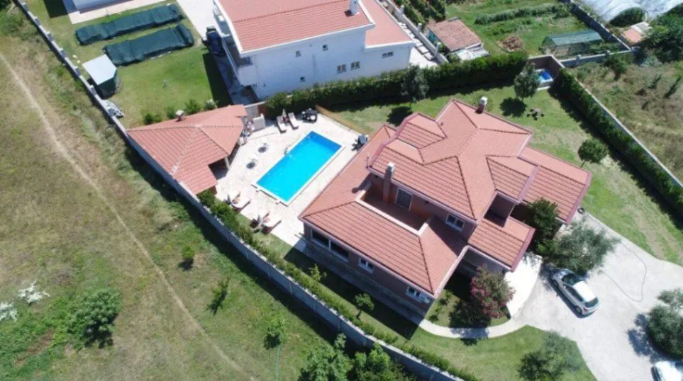 Izdavanje, kuća, 330m², Zeta, Podgorica