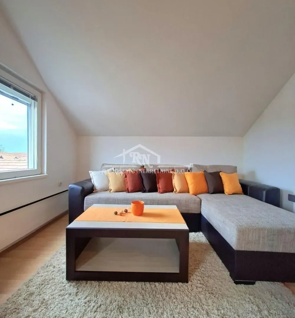 Prodaja, stan, 25m², Borča 1, Borča Sve Podlokacije