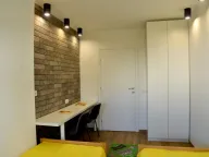 Izdavanje, trosoban stan, 61m², Centar, Niš - image 9