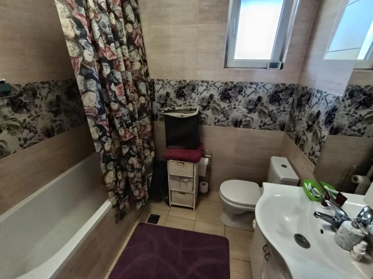 Prodaja, kuća, 147m², Beočin, Srbija