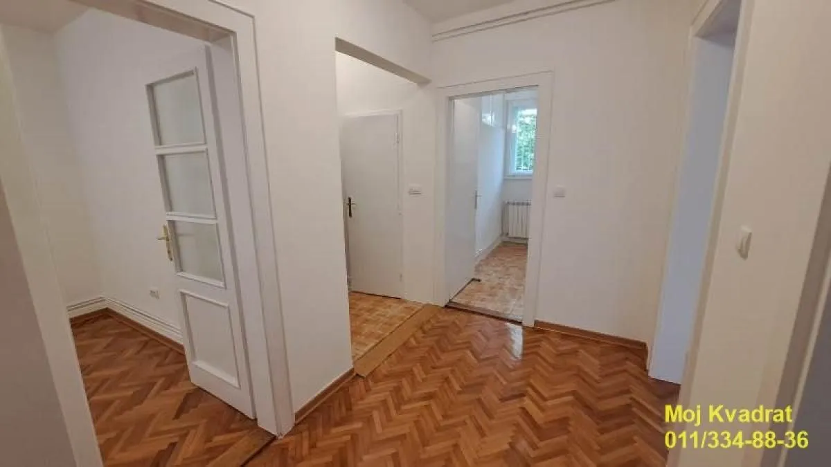 Prodaja, trosoban stan, 81m², Stari Grad, Beograd