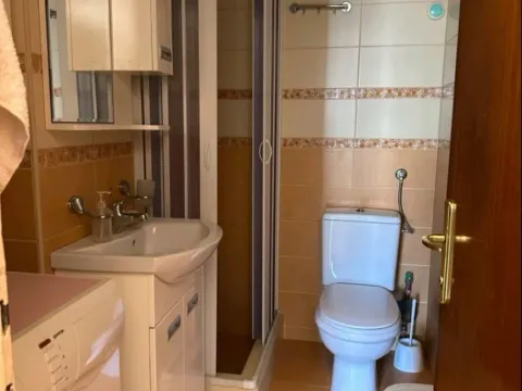Sale, one bedroom apartment, 47m², Petrovac, Budva - image 2