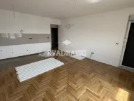 Prodaja, trosoban stan, 95m², Crveni Krst, Beograd - image 1