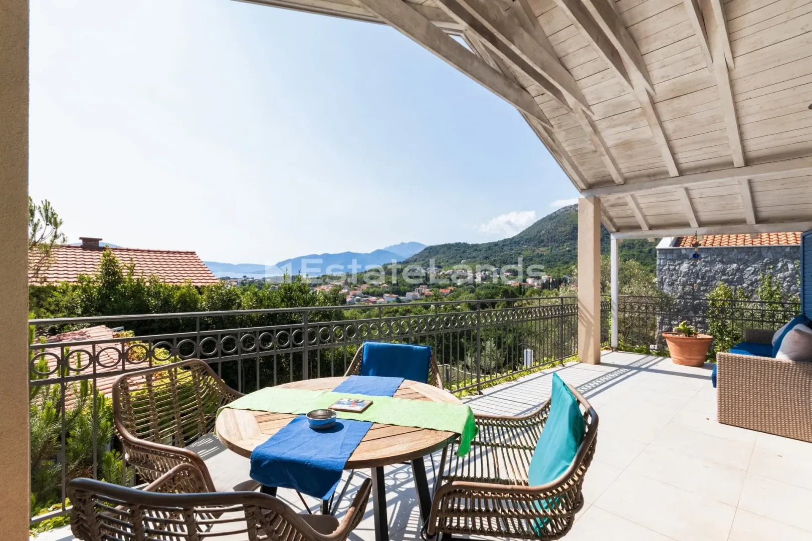 Prodaja, kuća, 158m², Kavač, Kotor