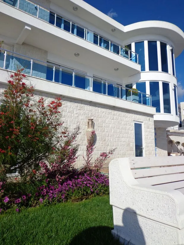 Sale, house, 400m², Dobra Voda, Bar