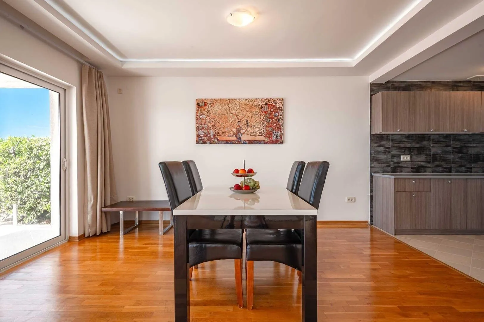 Prodaja, kuća, 380m², Krimovica, Kotor