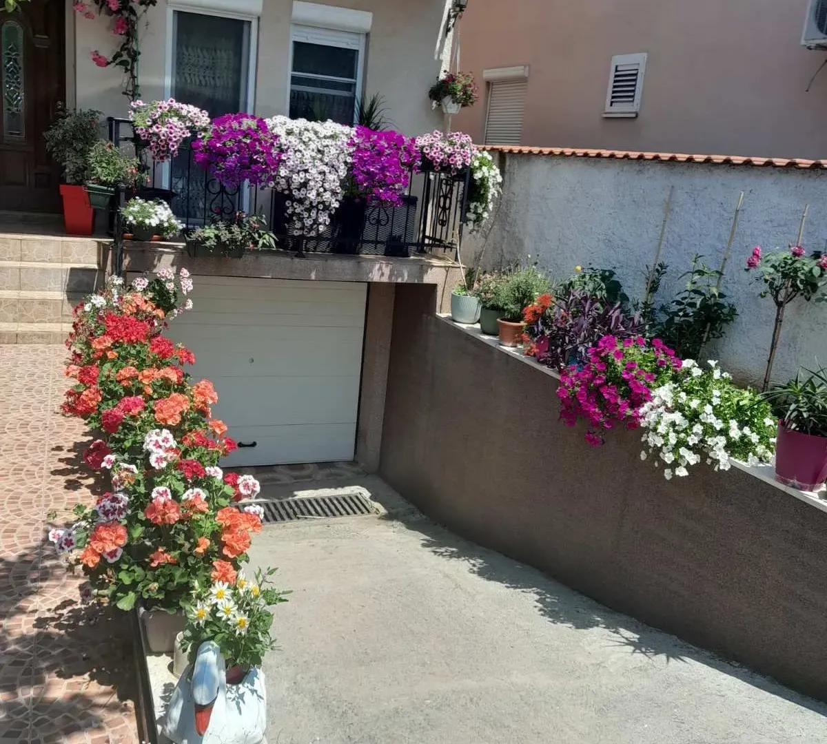 Prodaja, kuća, 240m², Podgorica, Crna Gora