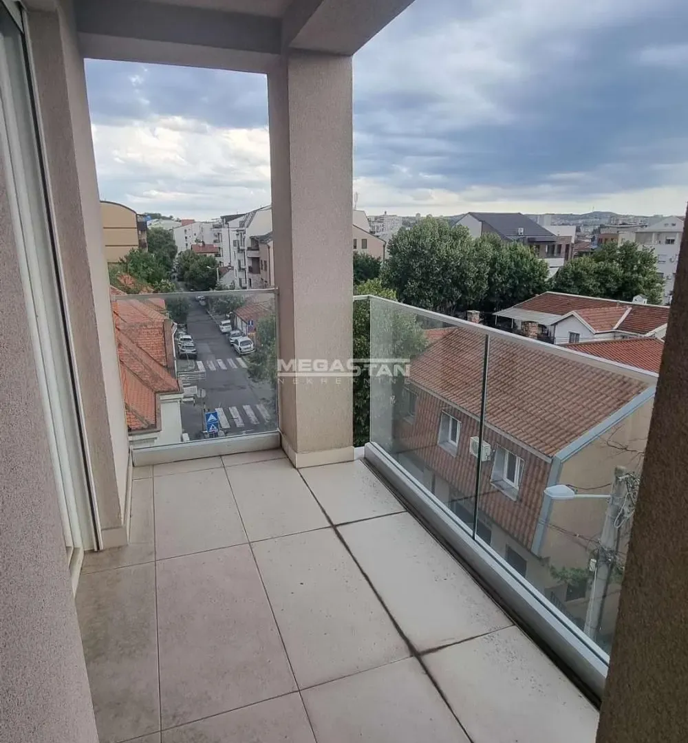 Prodaja, trosoban stan, 75m², Lekino Brdo, Voždovac Sve Podlokacije