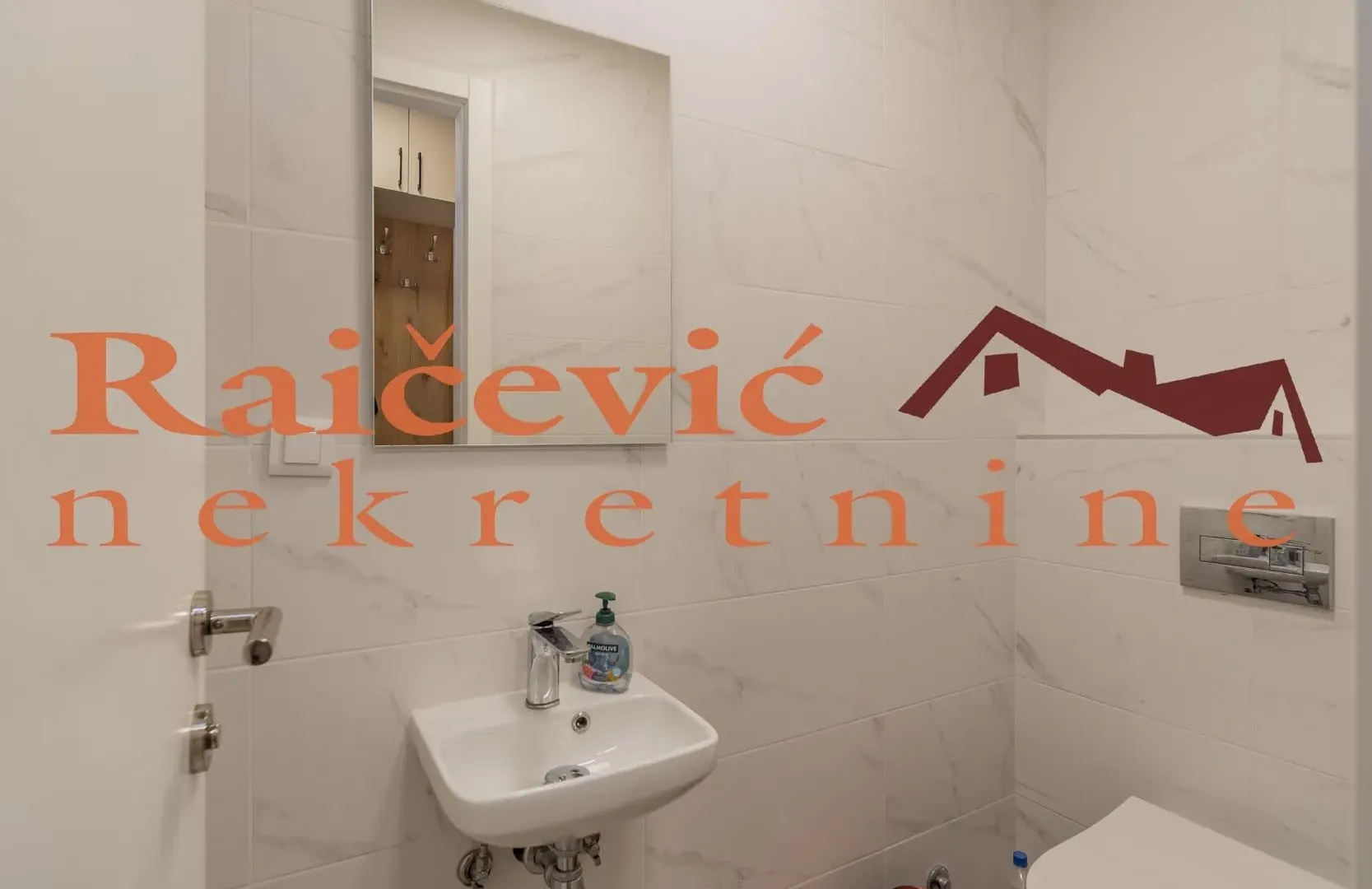 Sale, three bedroom apartment, 88m², Trošarina, Voždovac Sve Podlokacije