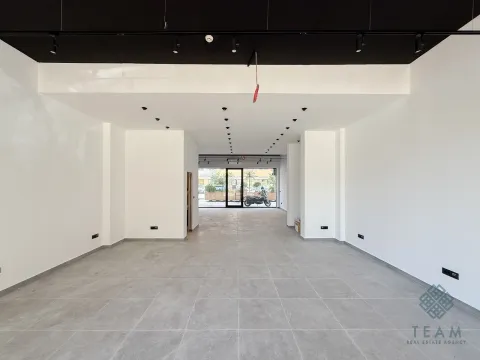 Rent, office space, 100m², City Kej, Podgorica - image 3