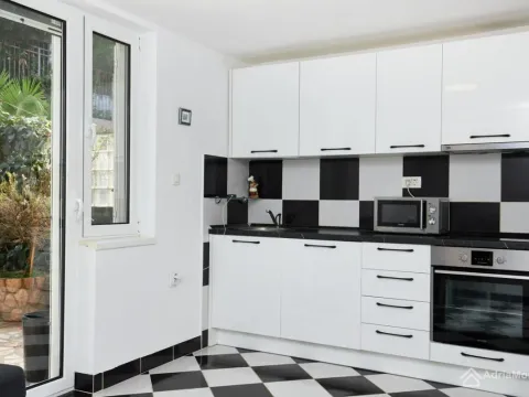 Sale, house, 110m², Centar, Budva - image 6